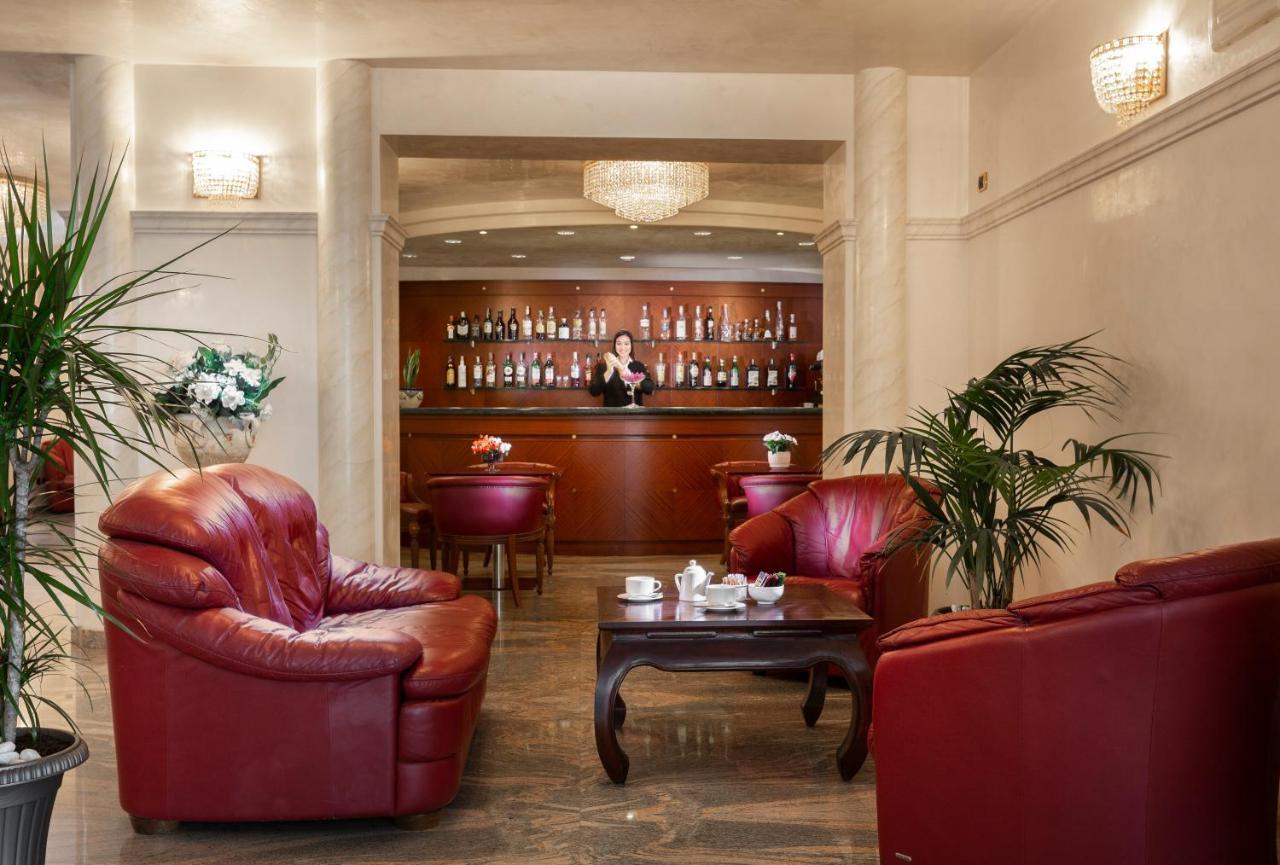 Hotel Gallia Palace 리미니 외부 사진