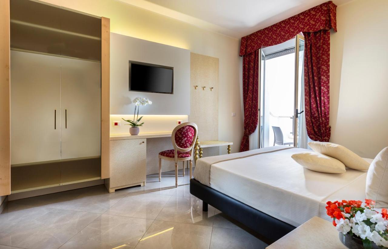 Hotel Gallia Palace 리미니 외부 사진