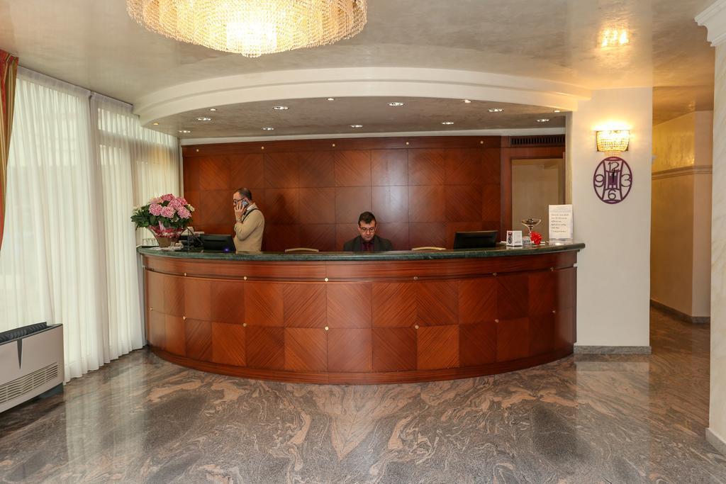 Hotel Gallia Palace 리미니 외부 사진